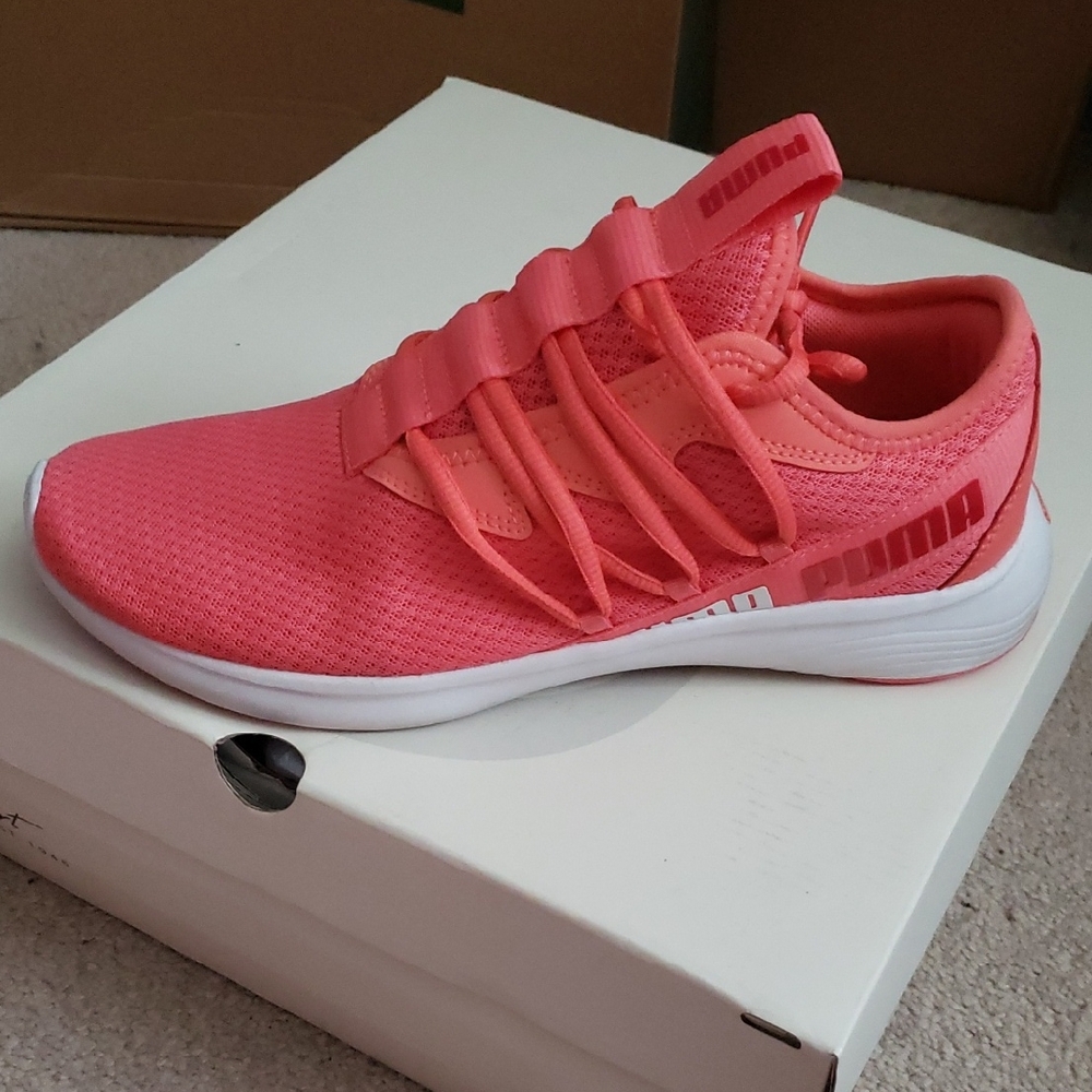 Puma Women's Pink Athletic Shoes